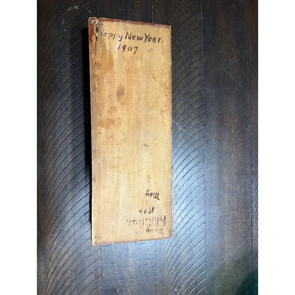 Antique 1906 Pyrography Wood Glove Box Arts Crafts Floral Pokerwork Dated 1907